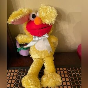 Happy ears Elmo